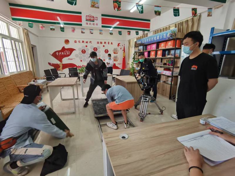 追星女孩心理学分析报告：天水广告片拍摄公司揭秘饭圈应援式传播逻辑